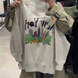 NWT Viral Tik Tok New York Sweatshirt
